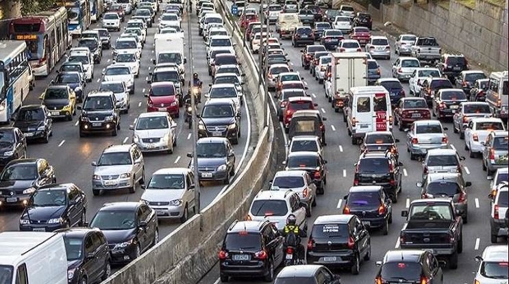 Trafiğe kaydı yapılan taşıt sayısı Ekim ayında, bir önceki aya