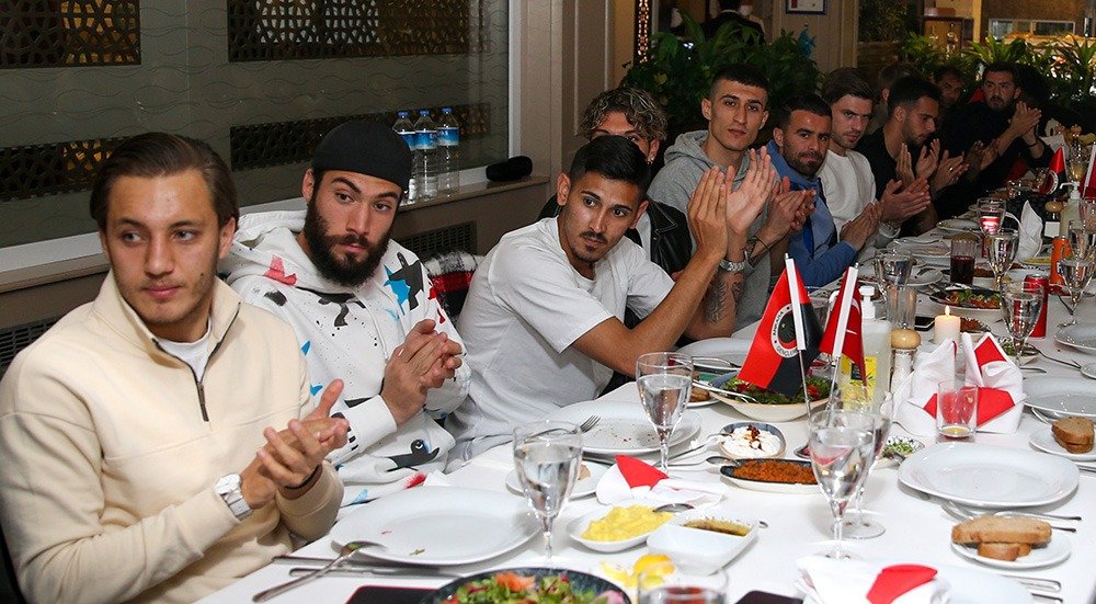 Cuma günü Bursaspor ile karşılaşacak olan Gençlerbirliği, Başkan Niyazi Akdaş’ın