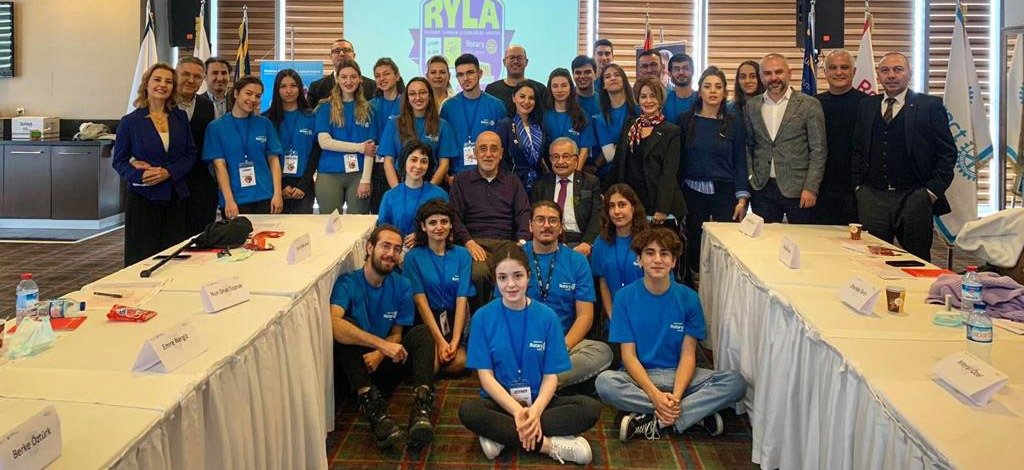 Rotary Yarının Liderlerini arıyor seminerlerinin 154'üncüsü 16-19 Aralık 2021 tarihinde