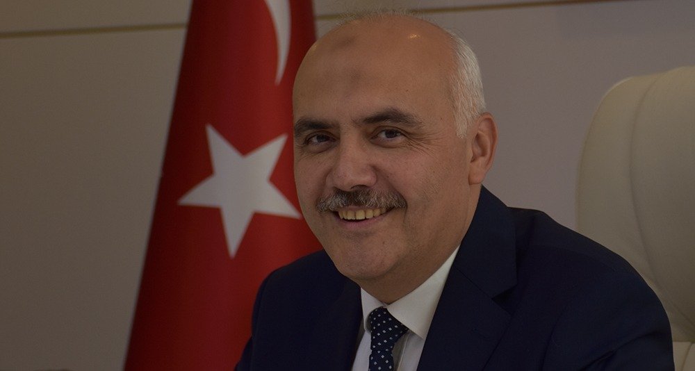 Kızılcahamam Belediye Başkanı Süleyman Acar, yeni yıl dolayısıyla yazılı bir