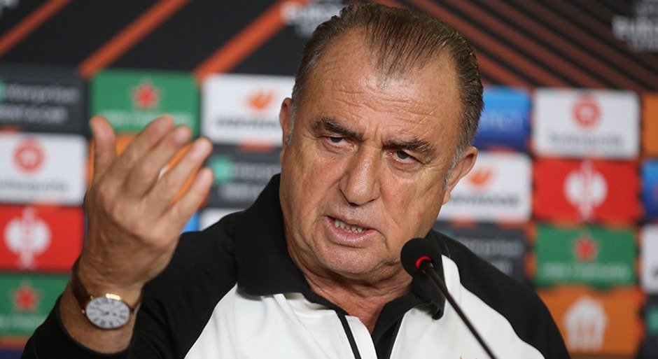 Galatasaray, Teknik Direktör Fatih Terim ile yollarını ayırdı.
Galatasaray Spor Kulübü