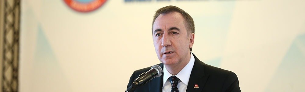 Motorlu Araç Satıcıları Federasyonu (MASFED) Genel Başkanı Aydın Erkoç, yükselen