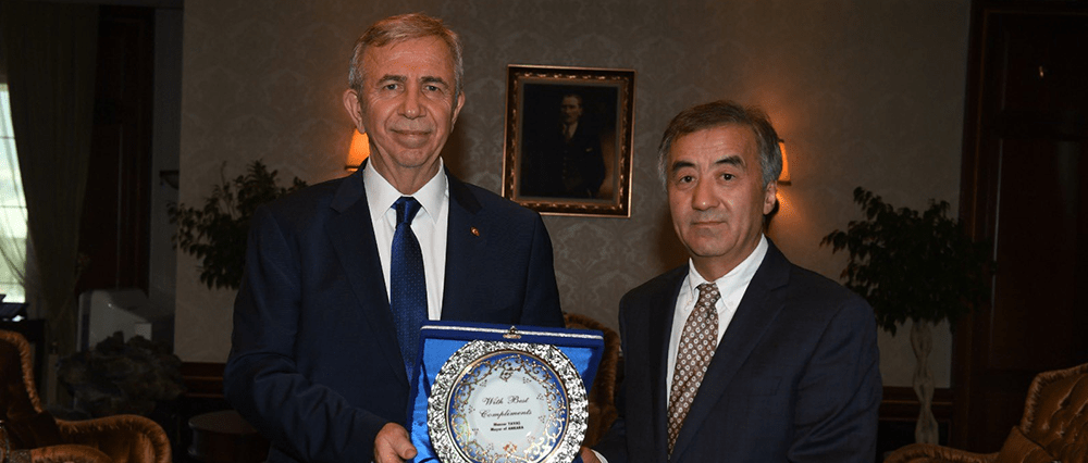 Ankara Büyükşehir Belediye Başkanı Mansur Yavaş; Malta Büyükelçisi Theresa Cutajar,