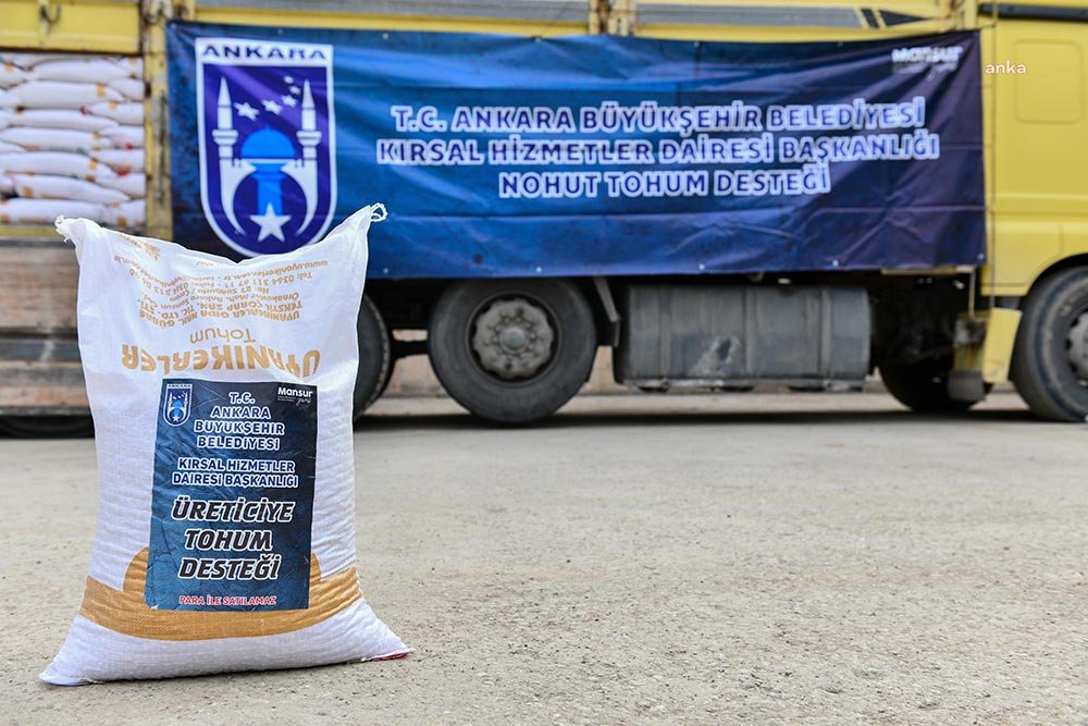 Ankara Büyükşehir’den Çiftçiye ‘Nohut Tohumu’ Desteği Ankara Büyükşehir Belediyesi, Başkentli çiftçilere nohut tohumu desteği verecek. Destekten