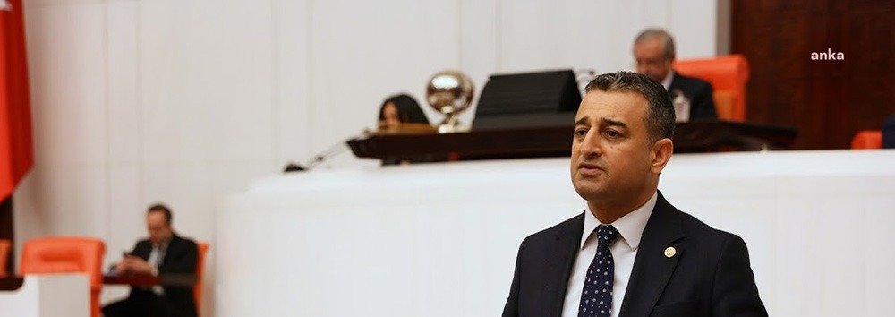 CHP Adana Milletvekili Burhanettin Bulut, Rusya’nın askeri müdahalede bulunduğu Ukrayna’daki