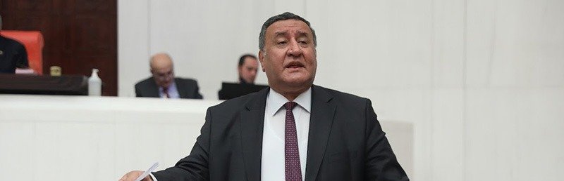 GÜRER: “KYK’DA YURT VE YEMEKLER ÜCRETSİZ OLMALI” CHP Milletvekili Gürer, hazırladığı kanun teklifinde üniversite öğrencilerinin duygularına tercüman