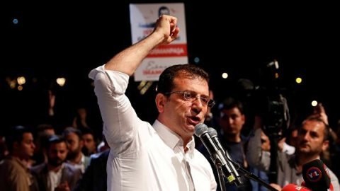 İstanbul Büyükşehir Belediye Başkanı Ekrem İmamoğlu, 8 Mart Emekçi Kadınlar