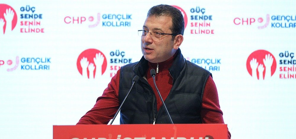 EKREM İMAMOĞLU: “YOLUMUZ ÇOK DİKENLİ AMA GENÇLİĞİMİZ VAR” İstanbul Büyükşehir Belediye (İBB) Başkanı Ekrem İmamoğlu, CHP İstanbul Gençlik
