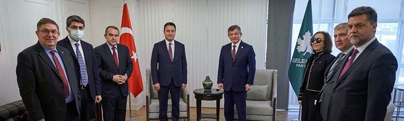 BABACAN, DAVUTOĞLU’NU ZİYARET ETTİ Demokrasi ve Atılım (DEVA) Genel Başkanı Ali Babacan, 27 Mart’ta
