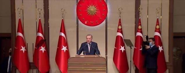 Cumhurbaşkanı Recep Tayyip Erdoğan, kamu hastanelerinden ayrılıp özel hastanelere geçen
