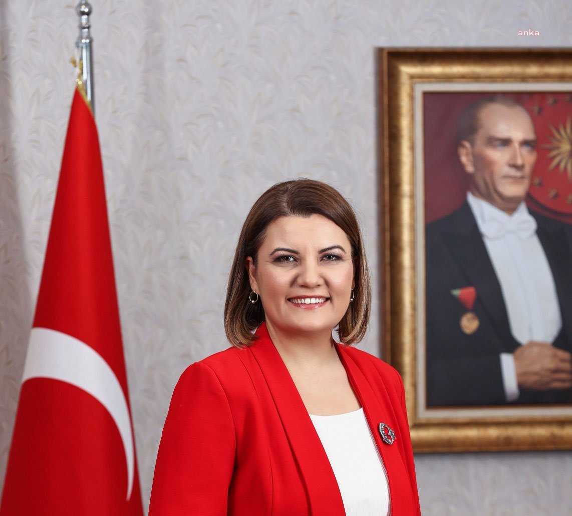 İzmit Belediye Başkanı Hürriyet’ten 1 Mayıs Mesajı 1 Mayıs Emek ve Dayanışma Günü nedeniyle mesaj yayınlayan İzmit