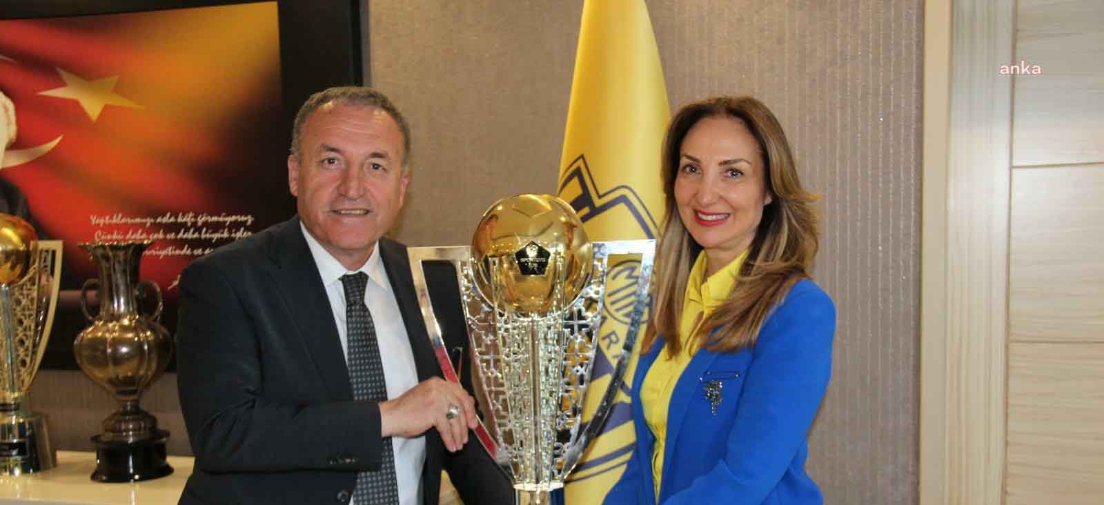 CHP Kadın Kolları Genel Başkanı Aylin Nazlıaka, Ankaragücü Başkanı Faruk