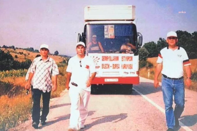 Eski CHP Bursa Milletvekili Kemal Demirel Hayatını Kaybetti Eski CHP Bursa Milletvekili Kemal Demirel, tedavi gördüğü hastanede, 67