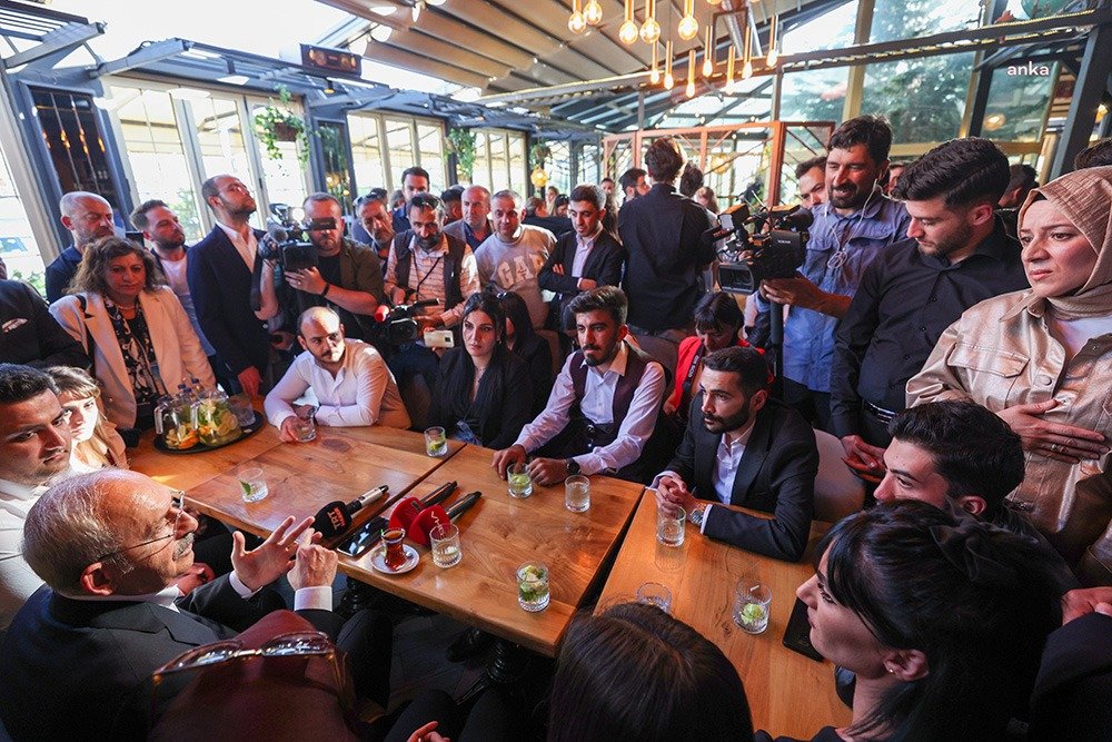 Kılıçdaroğlu: Benim Kimliğim Niye Siyasete Konu Oluyor? CHP Genel Başkanı Kemal Kılıçdaroğlu, CHP Belediye Başkanları Çalıştayı için