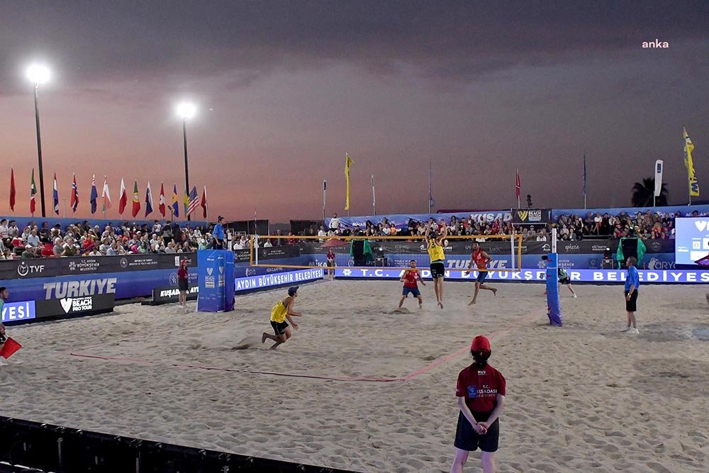 Milliler Beach Pro Tour’da İlk 18’e Kaldı Uluslararası Voleybol Federasyonu (FIVB) Plaj Voleybolu Dünya Turu VW Beach