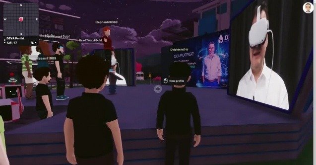Demokrasi ve Atılım (DEVA) Partisi Genel Başkanı Ali Babacan, Metaverse’te