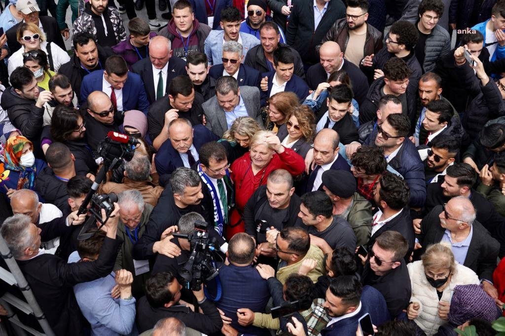 İmamoğlu, Rize’de: “Biz Diyoruz Ki Ahlaklı Siyaset, Başkaları Diyor Ki Her Şeyi Ben Kazanacağım. Olmaz Öyle Şey” İstanbul Büyükşehir Belediye (İBB) Başkanı Ekrem İmamoğlu, Rize’de; “Biz diyoruz