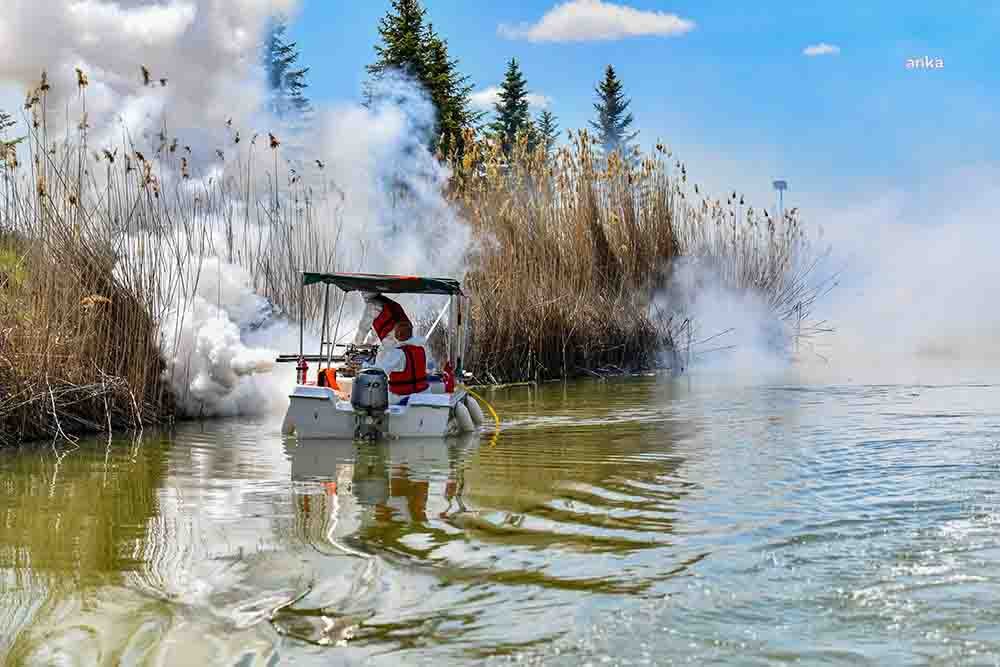 Ankara Büyükşehir, Vektörle Mücadelede Coğrafi Otomasyon Sistemi’ne Geçti Ankara Büyükşehir Belediyesi, havaların ısınmasıyla Başkent’in dört bir yanındaki yeşil