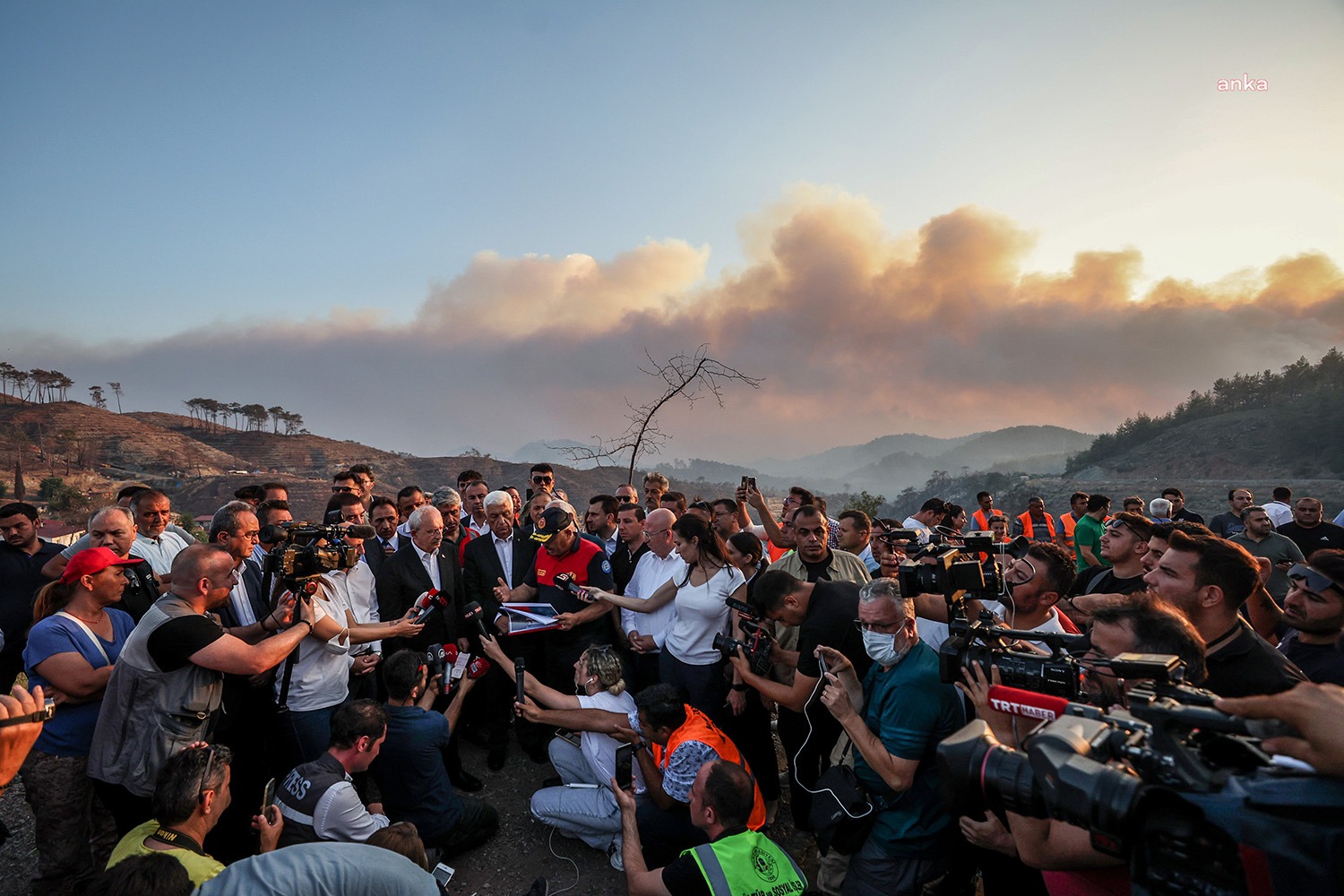 Kemal Kılıçdaroğlu Marmaris’teki Yangın Bölgesinde