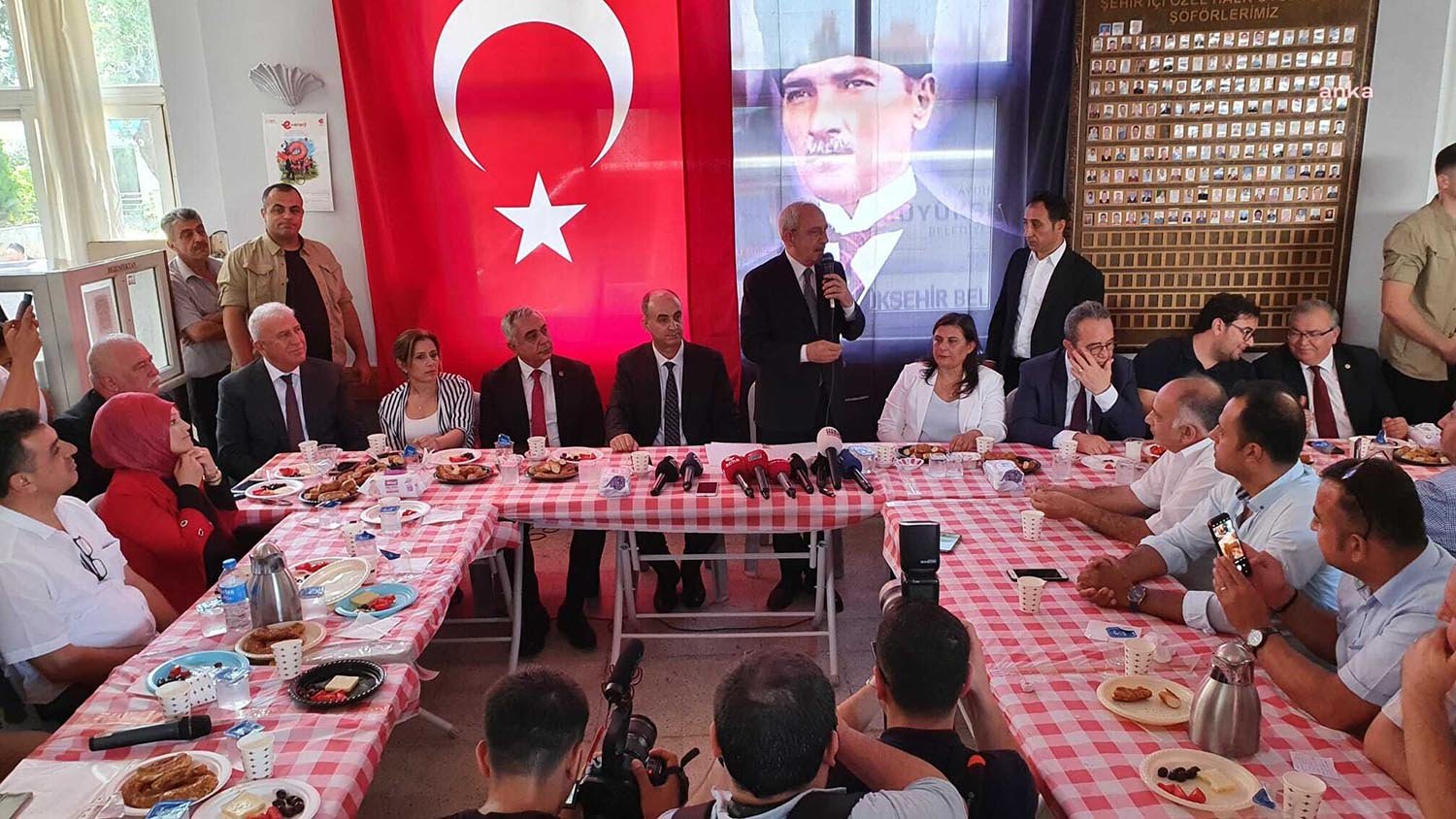 CHP Genel Başkanı Kemal Kılıçdaroğlu, Aydın’da; taksici, nakliyeci, servisçi ve