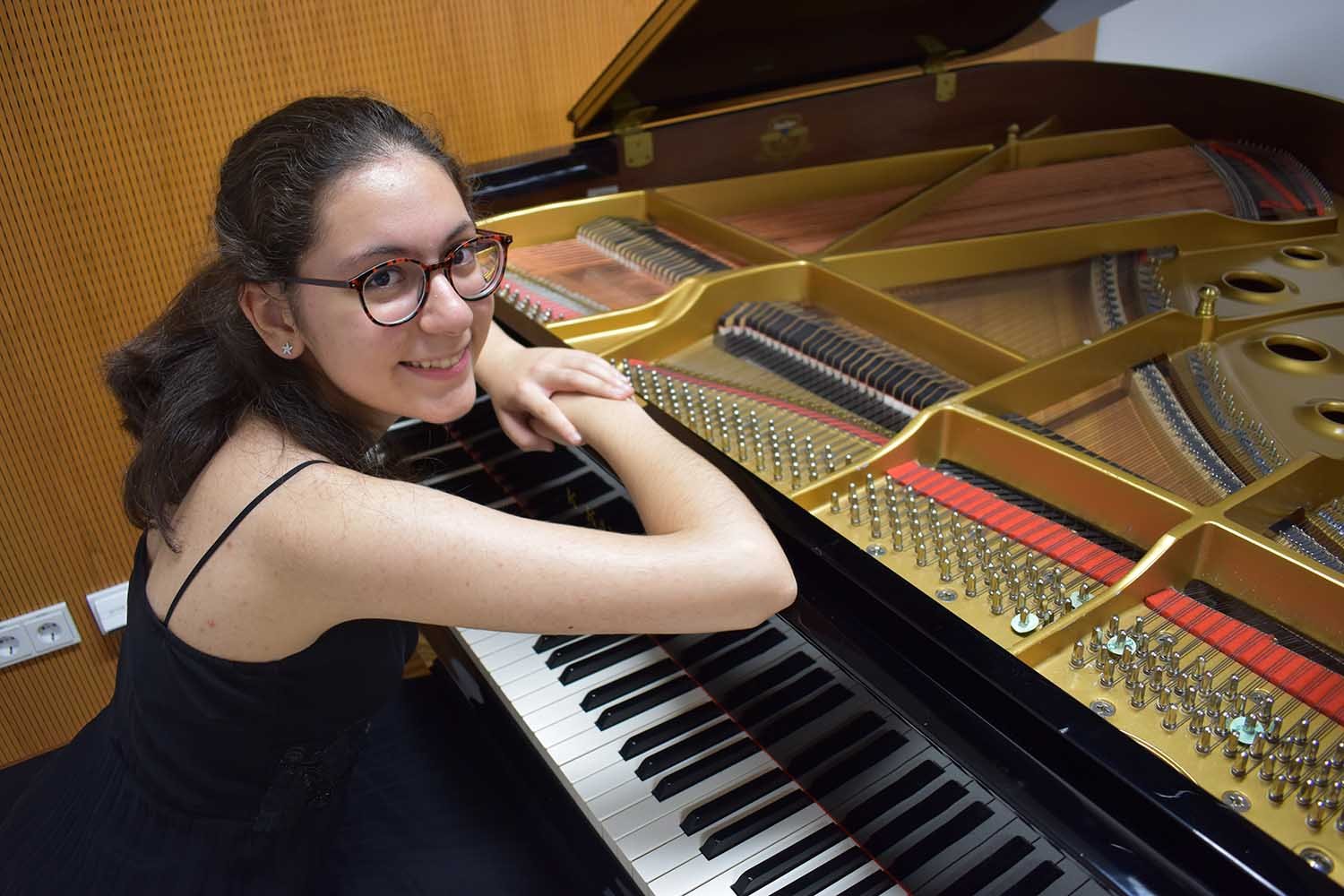 Müziğin genç yetenekleri ülkemizi Avrupa’da da başarıyla temsil etmeye devam