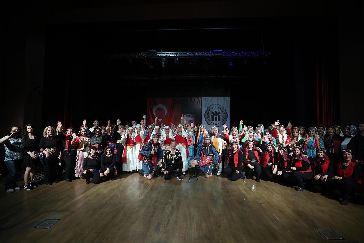 Yenimahalle Belediyesi İkinci Bahar Dayanışma Merkezi sakinleri, yaz mevsimine muhteşem