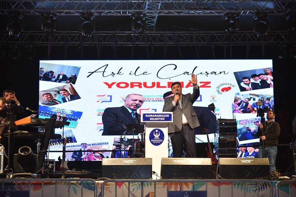 Kahramankazan Belediyesi’nce düzenlenen yaz konserlerinde ünlü şarkıcılar Bilal Sonses, Ömer