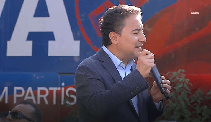 Demokrasi ve Atılım Partisi (DEVA) Genel Başkanı Ali Babacan, Manisa’da