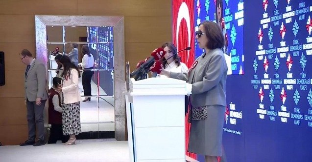 Serap Yazıcı: Artık Türkiye’yi Hiçbir Uluslararası Endekse Göre Demokrasi Olarak Tanımlamak Mümkün Değil Gelecek Partisi Genel Başkan Yardımcısı Serap Yazıcı, “Türkiye, bugün içinden geçtiğimiz