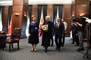 IYI Parti Ile AKP Arasinda Karsilikli Bayramlasma Ziyaretleri Yapildi