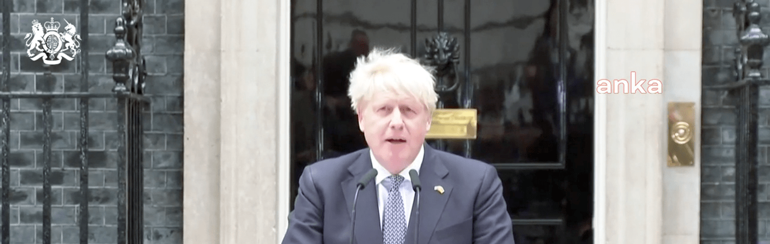 İngiltere Başbakanı Boris Johnson İstifa Etti