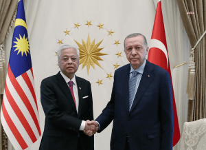 Cumhurbaskani Erdogan: Turkovac'in Malezya'da Kullanimina Sunulmasi Dahil ve Asi Gelistirme Gibi Konularda Musterek Calismalar Yurutmeyi Planliyoruz