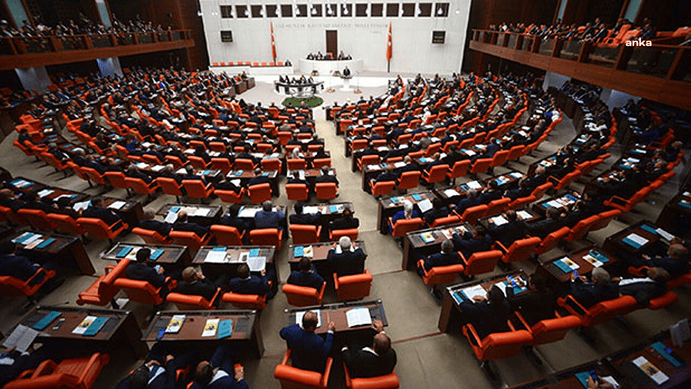 TBMM Genel Kurulu’nda, Cumhurbaşkanı ödeneğinin yüzde 20,2 artırılmasını öngören düzenleme,