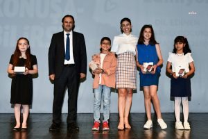 Ankara’da Bin Cocuk Ingilizce Egitimini Tamamladi