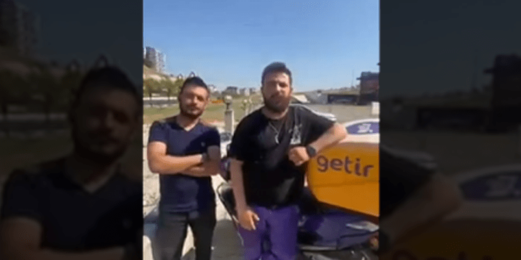 Ankara’da Çayyolu semtinde bulunan Getir'de çalışan kuryeler zam oranlarının artırılması