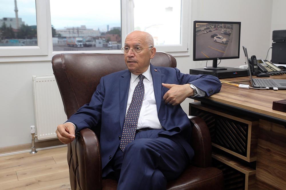 Yenimahalle Belediye Başkanı Fethi Yaşar, belediye hizmet birimlerini mercek altına