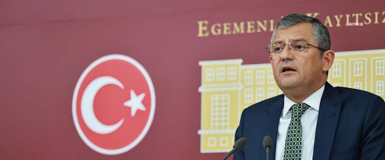 CHP Grup Başkanvekili Özgür Özel, Sanayi ve Teknoloji Bakanı Mustafa