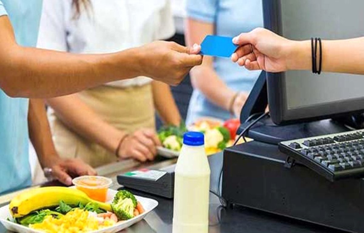 Günlük Yemek Ücreti 34 Liradan 51 Liraya Çıkarıldı İşverenlerce, iş yerinde veya müştemilatında yemek verilmeyen durumlarda çalışanlara verilen