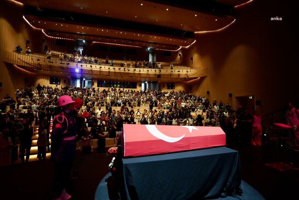 Böbrek yetmezliği nedeniyle tedavi gördüğü hastanede 67 yaşında hayatını kaybeden