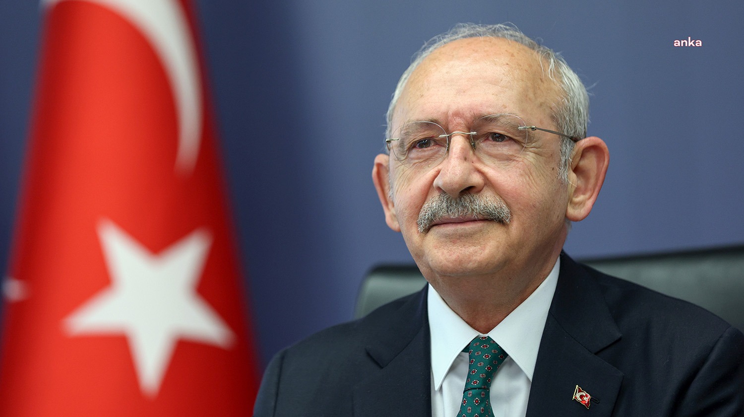 CHP Genel Başkanı Kılıçdaroğlu: En Değerlilerimizi Kariyer Sınavları İle Rencide Etmeyelim, Uzman ve Başöğretmen İlan Etmenin Yolu Çoktur CHP Genel Başkanı Kemal Kılıçdaroğlu, Öğretmenlik Meslek Kanunu kapsamında getirilen