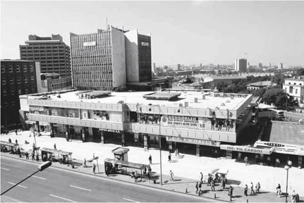 Melih Gökçek’in ortaya attığı, Mustafa Tuna’nın sürdürdüğü yıkım projelerinden birisiydi