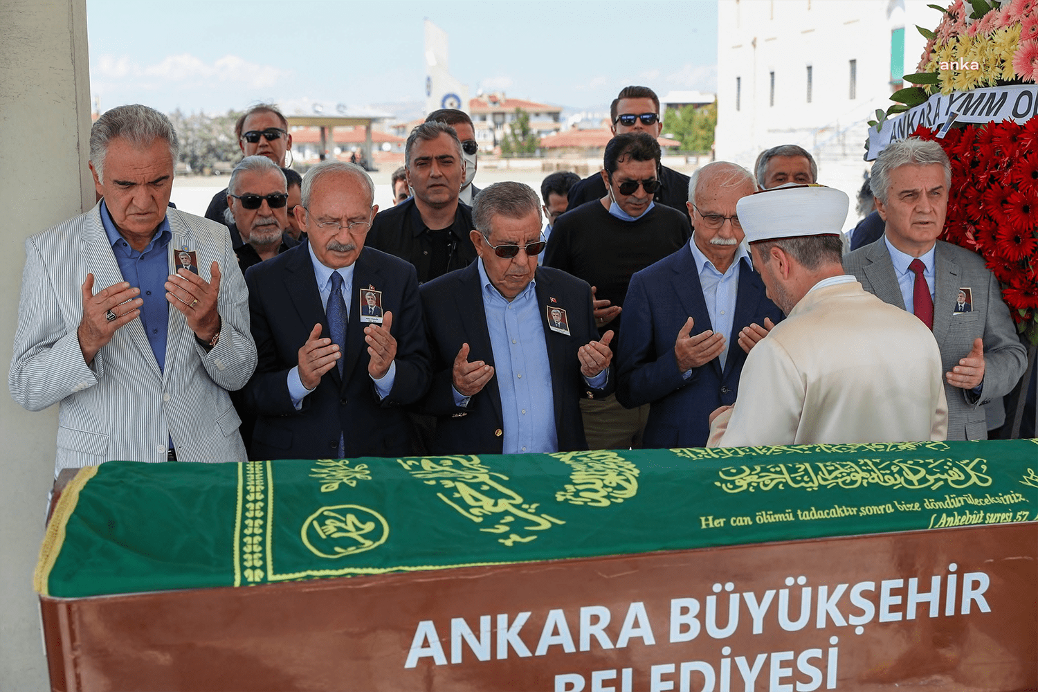 CHP Genel Başkanı Kemal Kılıçdaroğlu, hayatını kaybeden emekli hesap uzmanı