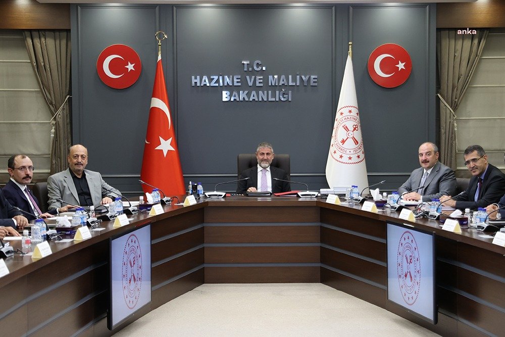 Fiyat İstikrarı Komitesi, Hazine ve Maliye Bakanı Nureddin Nebati'nin başkanlığında