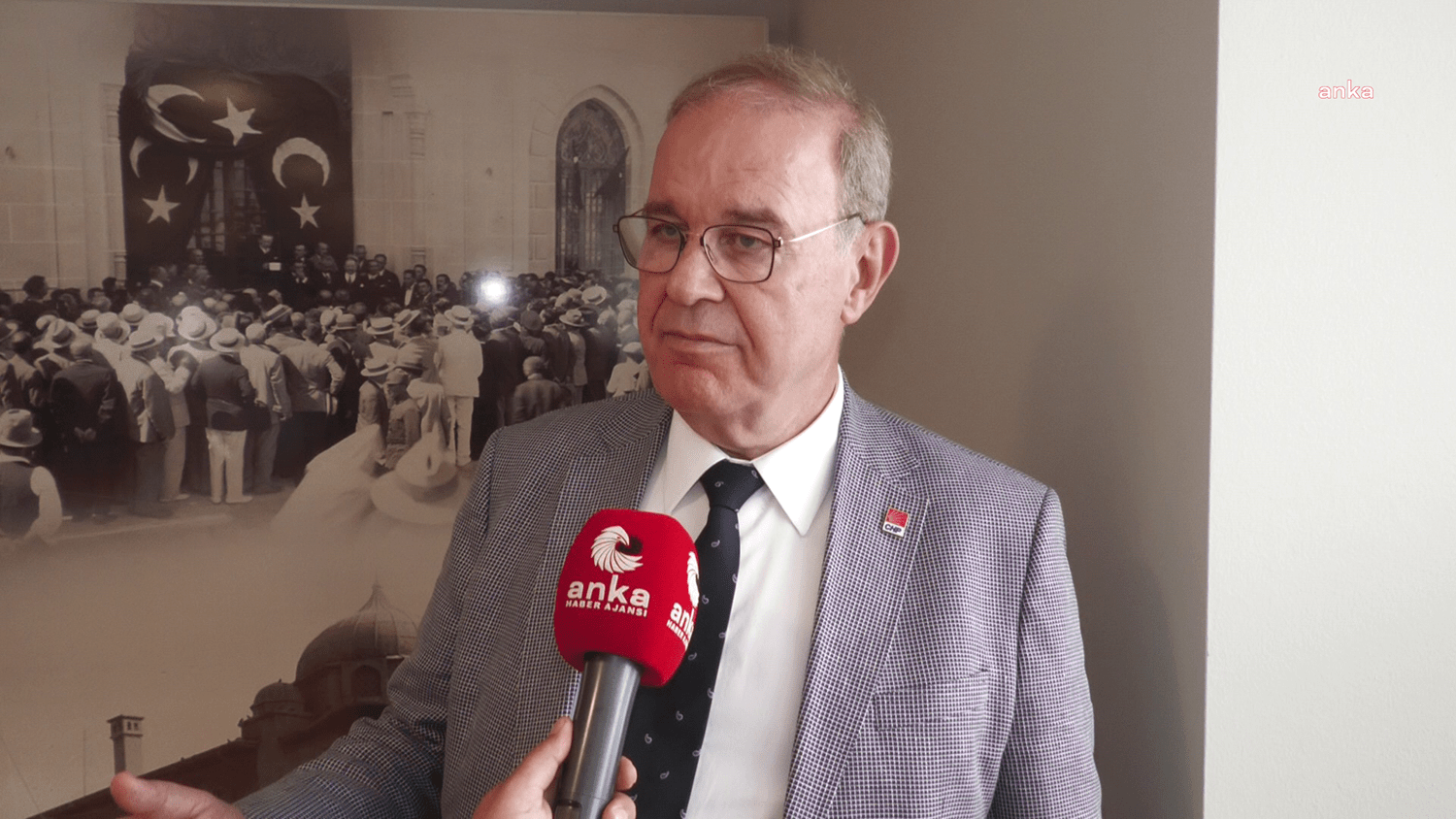 CHP Sözcüsü Faik Öztrak, Türkiye'de vatandaşlık verilen ve böylece seçimlerde