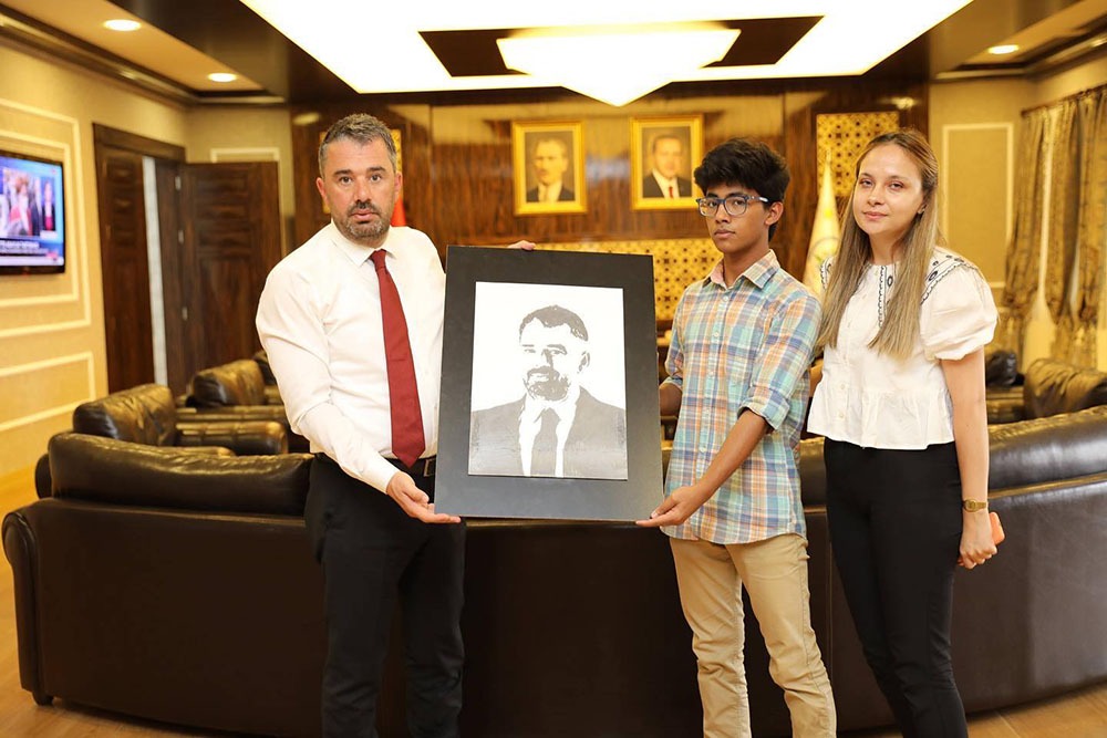 Pursaklar Yaşam Merkezinde eğitim alan Bangladeşli Jawad Ashfaq Navid, Belediye