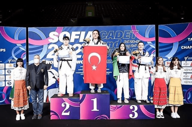 Ankara Büyükşehir Belediye Spor Kulübü sporcusu Sude Yaren Uzunçavdar, Bulgaristan’da
