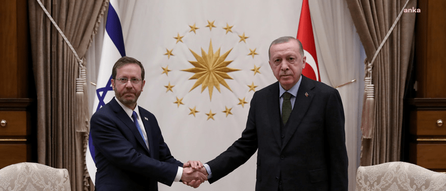 Cumhurbaşkanı Recep Tayyip Erdoğan, İsrail Cumhurbaşkanı Isaac Herzog ile telefonda