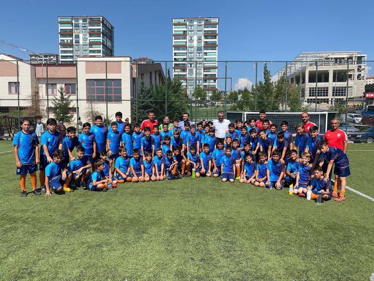 Pursaklar Belediyesi, ilçeye kazandırdığı spor yatırımlarıyla yetenekli sporcuların keşfedilmesi için