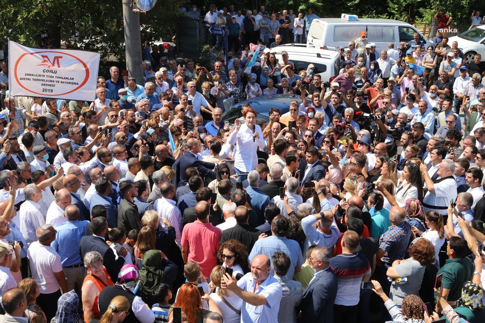 İYİ Parti Genel Başkanı Meral Akşener, Kırklareli Büyükkarıştıran’da; partisinin yüzde