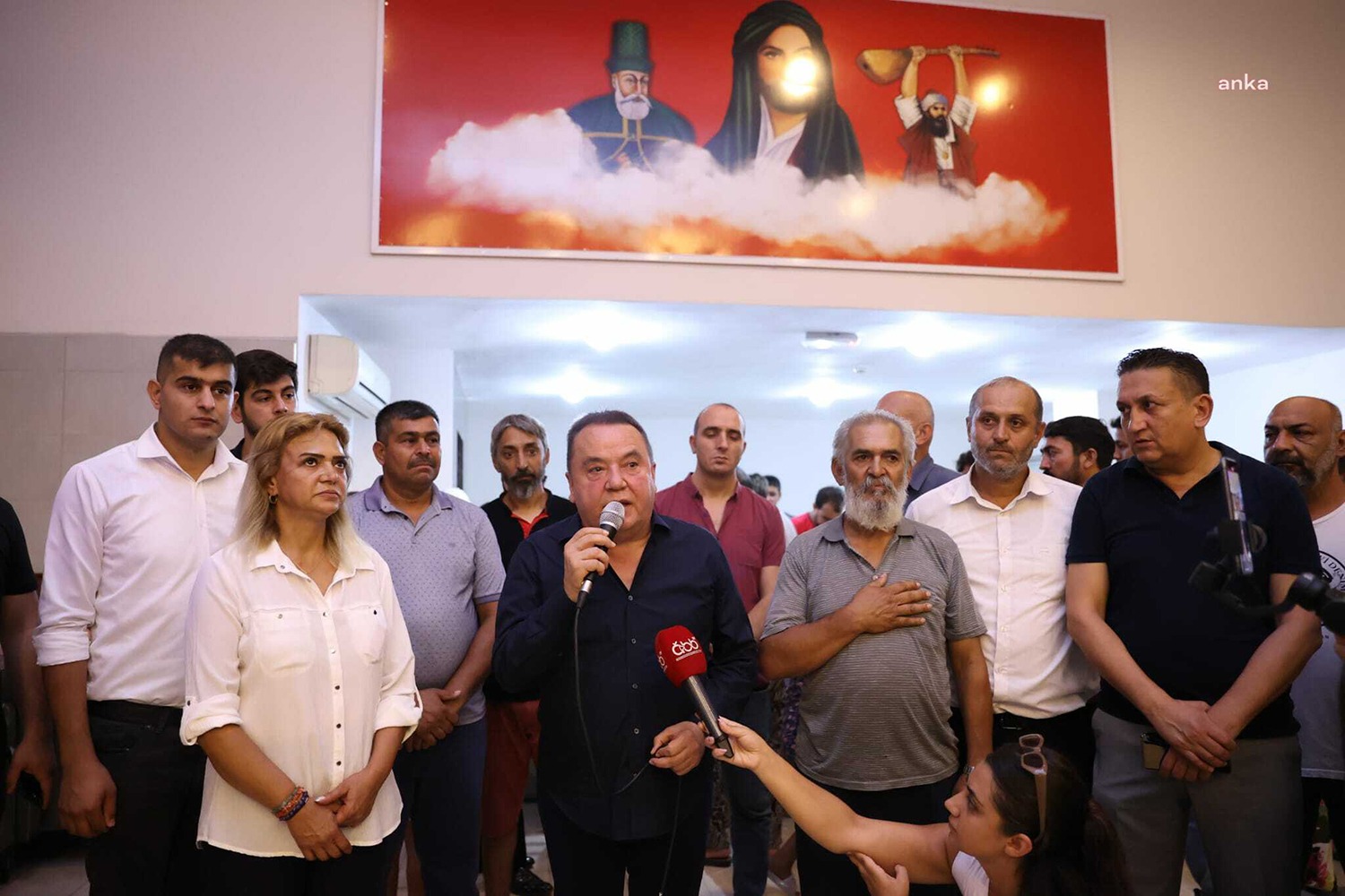 Antalya Büyükşehir Belediye Başkanı Böcek’ten Muharrem Ayında Lokma İkramı Antalya Büyükşehir Belediye Başkanı Muhittin Böcek, Yas-ı Matem orucunun 8’nci